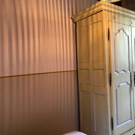 Casa vacanze Renovated 12th-century Chapel Fully Equipped For 6 *