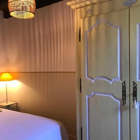 Casa vacanze Renovated 12th-century Chapel Fully Equipped For 6 *